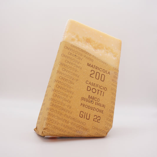 Authentic Parmesan Cheese wedge about 800g